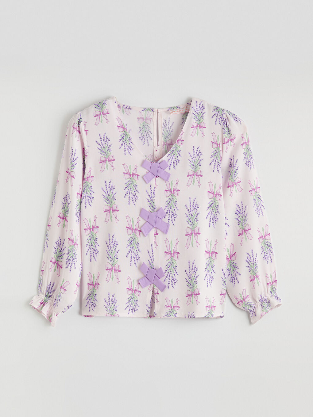 Pembe V Yaka Fiyonk Desenli Kadın Pijama Takım-1