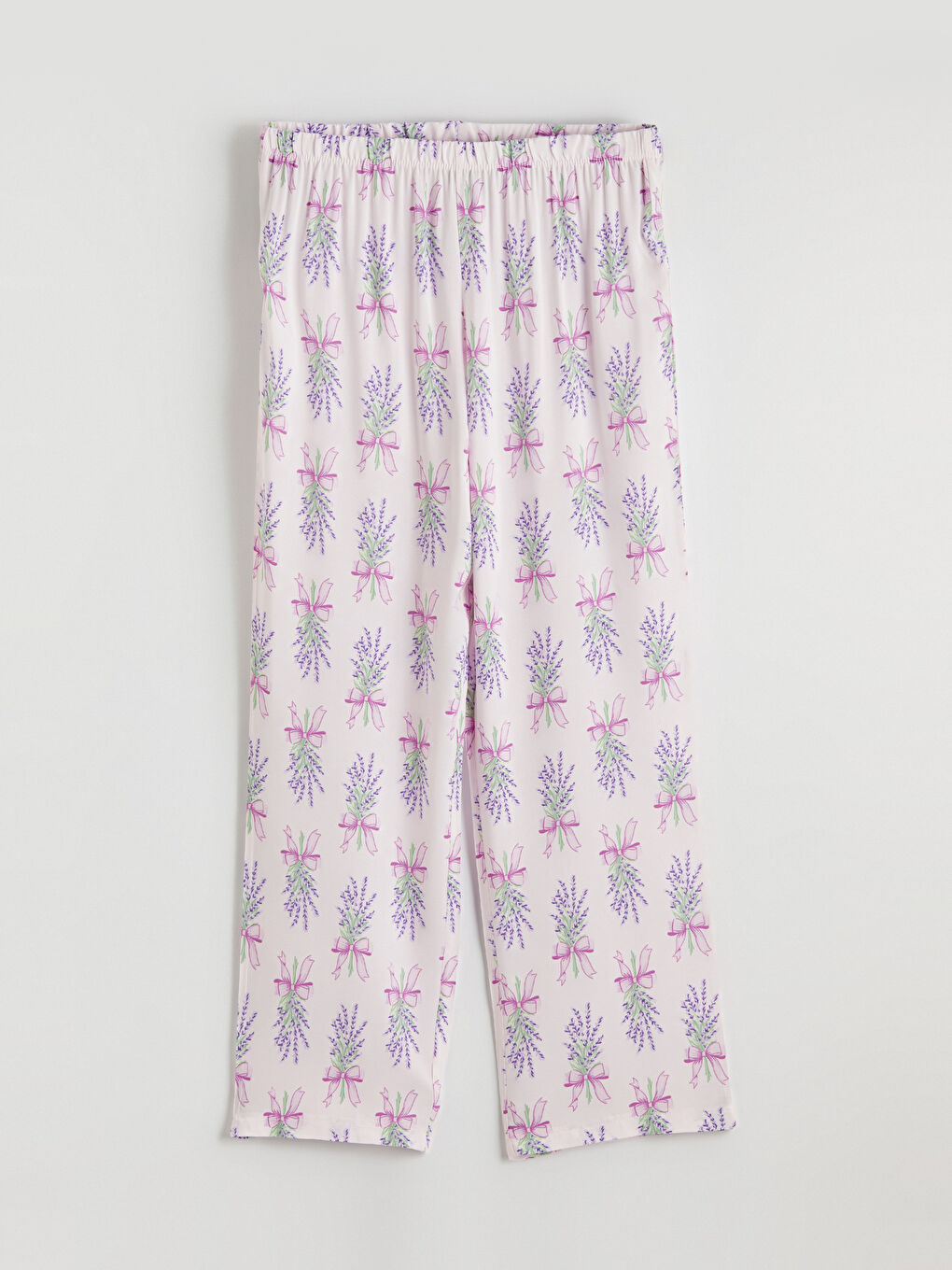 Pembe V Yaka Fiyonk Desenli Kadın Pijama Takım-3