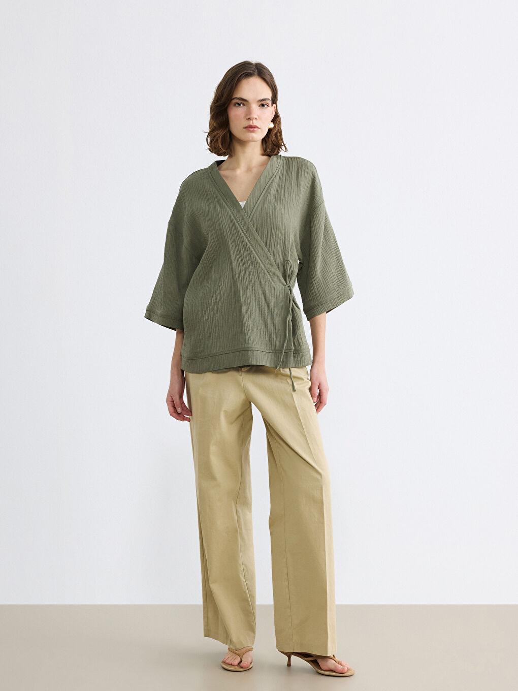 Haki Kruvaze Yaka Dokulu Kadın Kimono-1