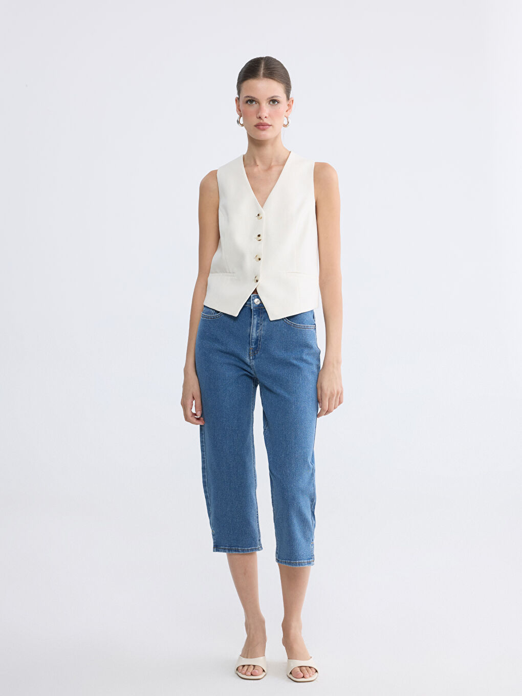 İndigo Yüksek Bel Slim Fit Kadın Jean Kapri