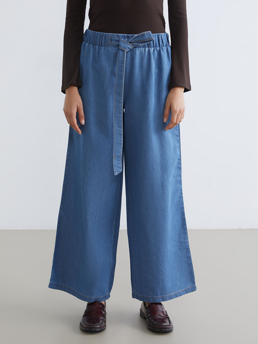 جینز نیلی ژن-1