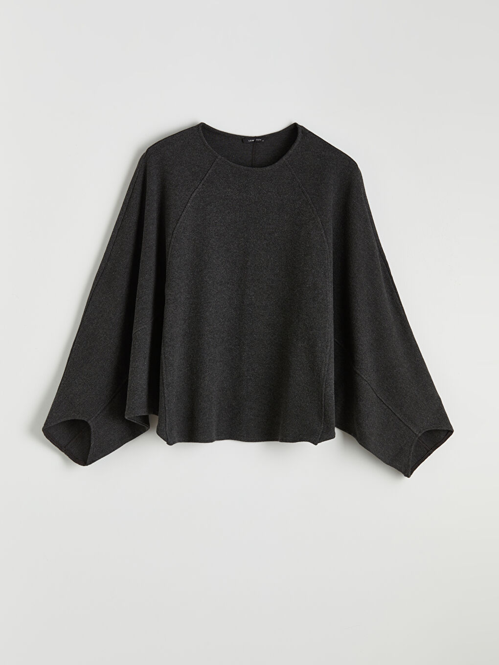 Oversized bluza sa okruglim izrezom-4