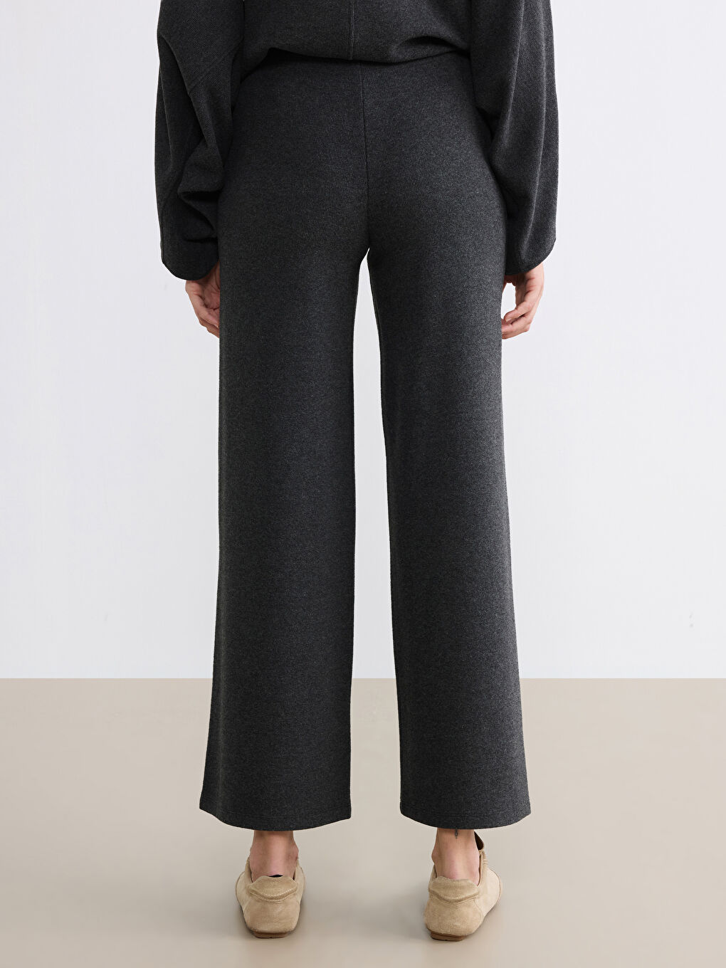 Antrasit Beli Lastikli Geniş Paça Kadın Pantolon-3