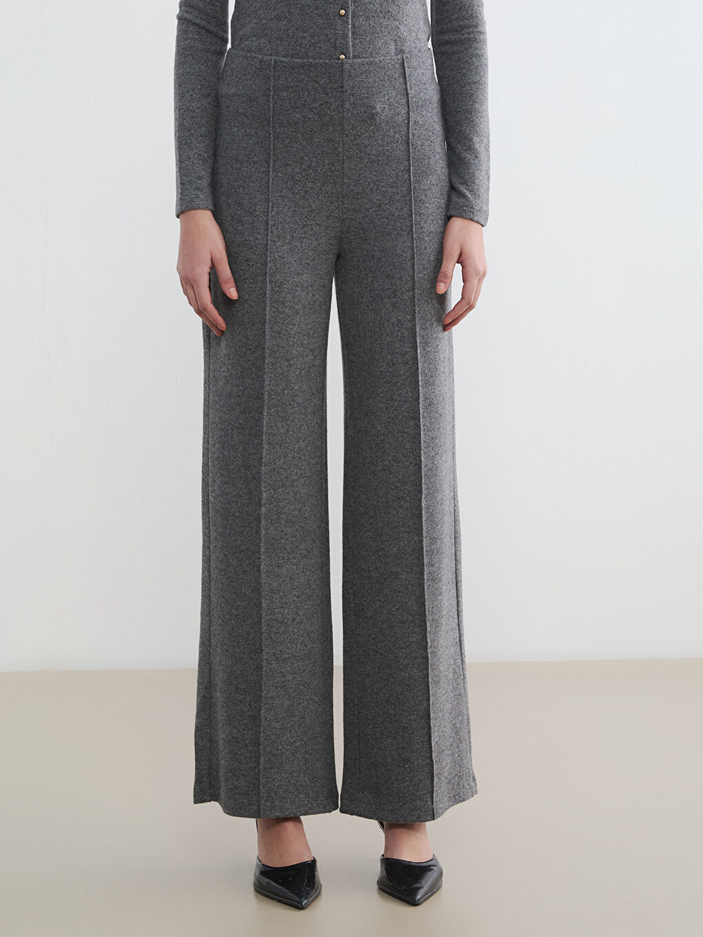 Antrasit Beli Lastikli Geniş Paça Kadın Pantolon	-2