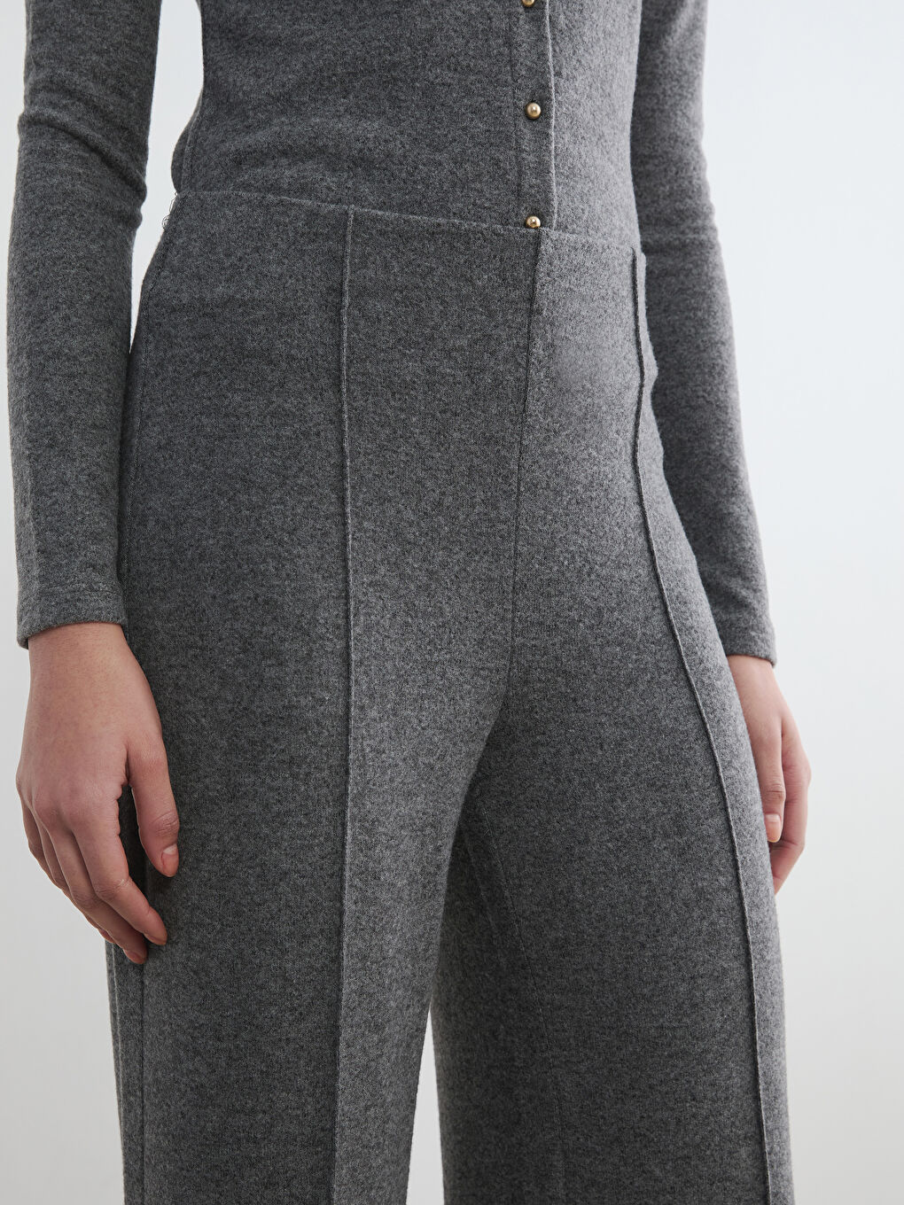 Antrasit Beli Lastikli Geniş Paça Kadın Pantolon	-3