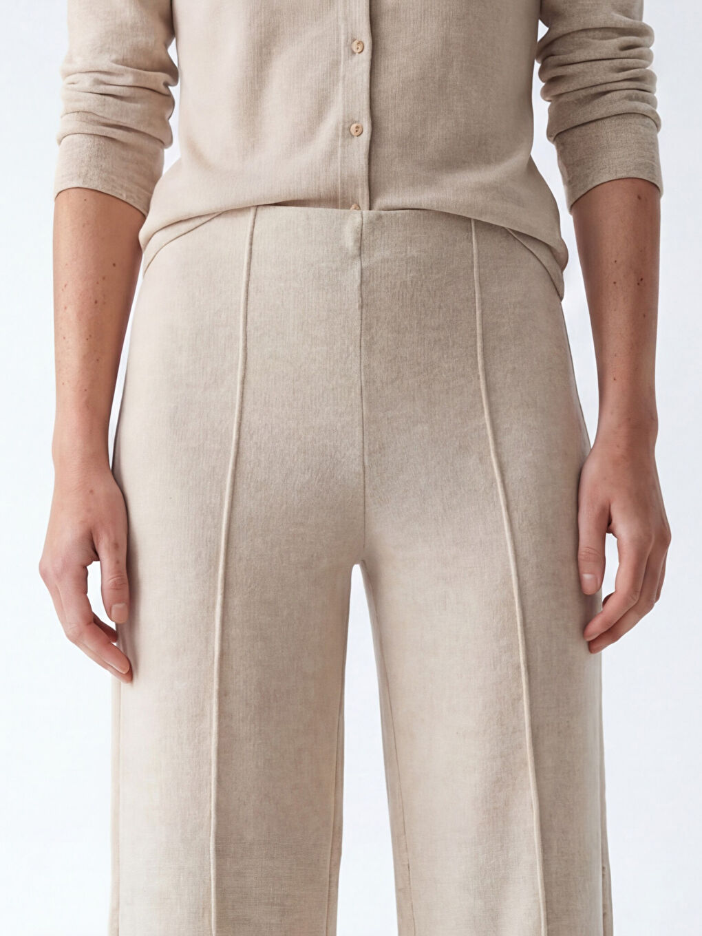 Ekru Beli Lastikli Geniş Paça Kadın Pantolon	-2