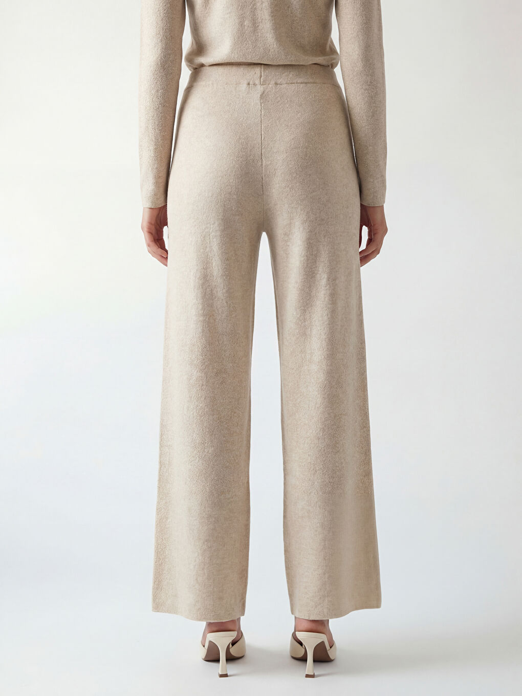 Ekru Beli Lastikli Geniş Paça Kadın Pantolon	-3