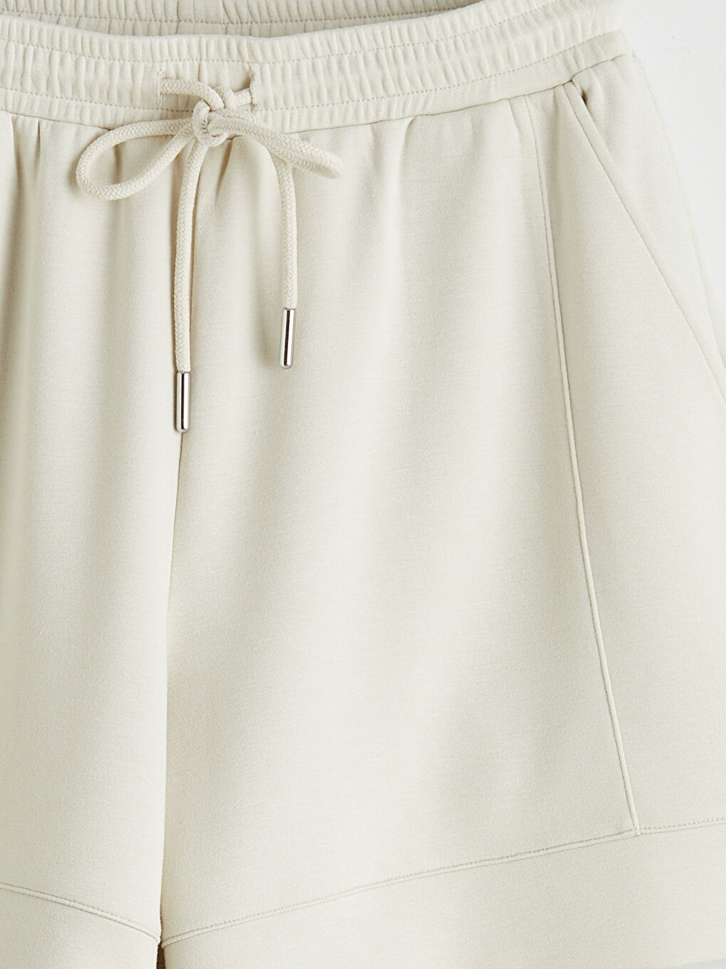 Bej Beli Lastikl Kadın Şort-4