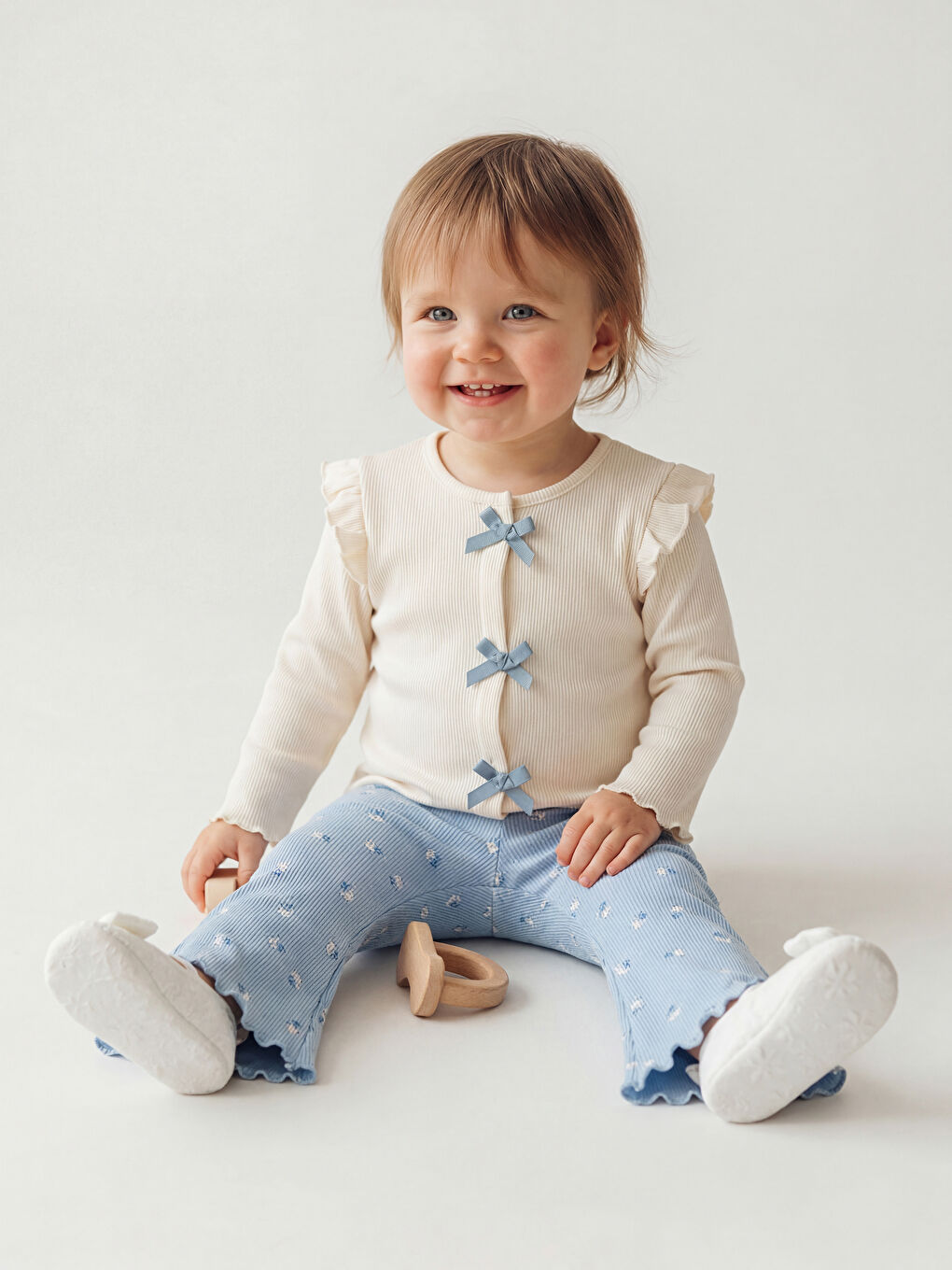 Ekru Fiyonklu Kız Bebek Fitilli Tişört ve Tayt-1