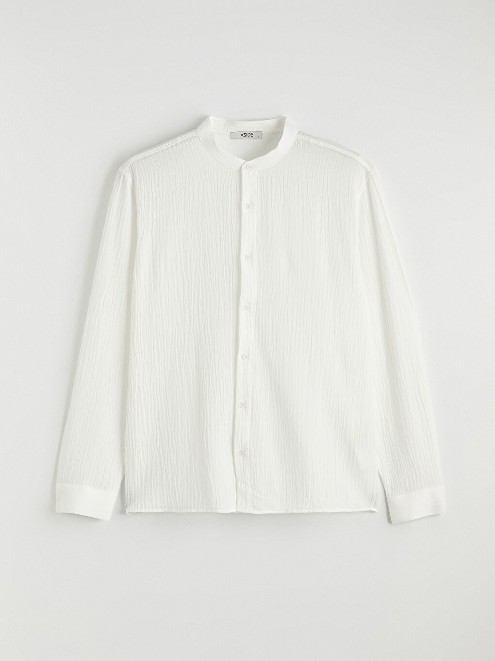 Beyaz Regular Fit Hakim Yaka Erkek Dokulu Gömlek