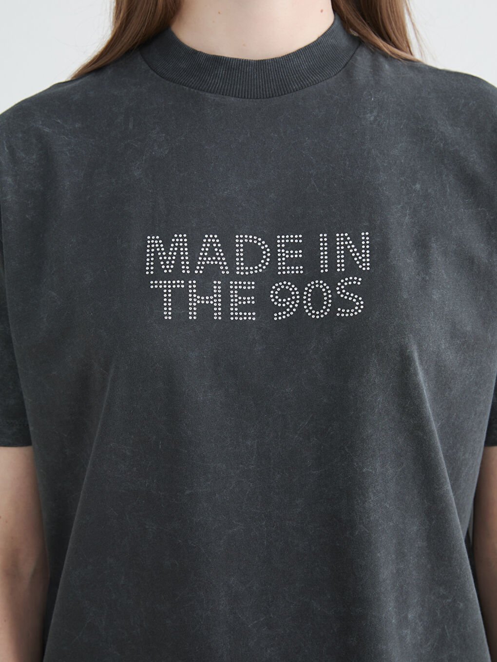 Ženska majica sa okruglim izrezom ukrašena cirkonima-2