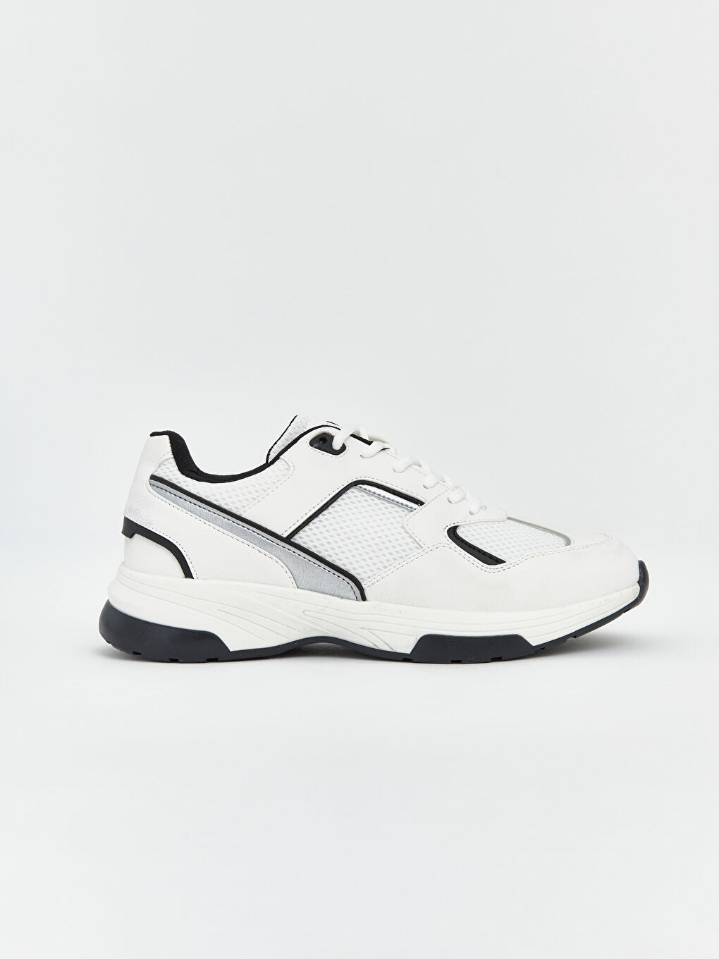 Beyaz Bağcıklı Kadın Spor Ayakkabı-1