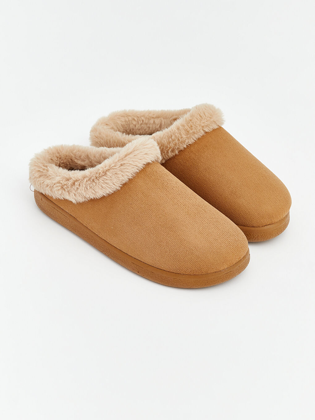 Bej Süet Görünümlü Kadın Ev Terliği