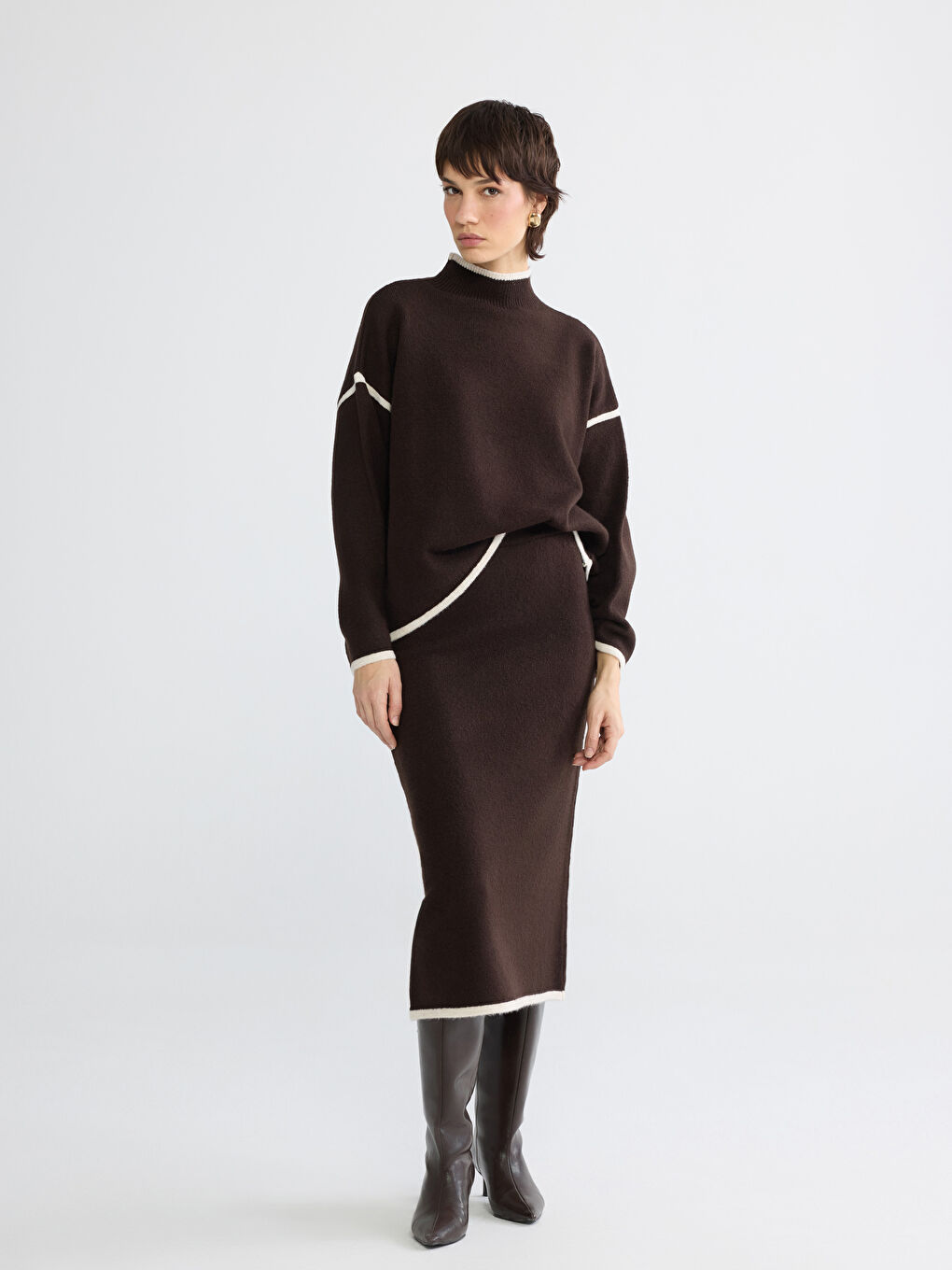 Kahverengi Yarım Balıkçı Yaka Kadın Triko Kazak	-1