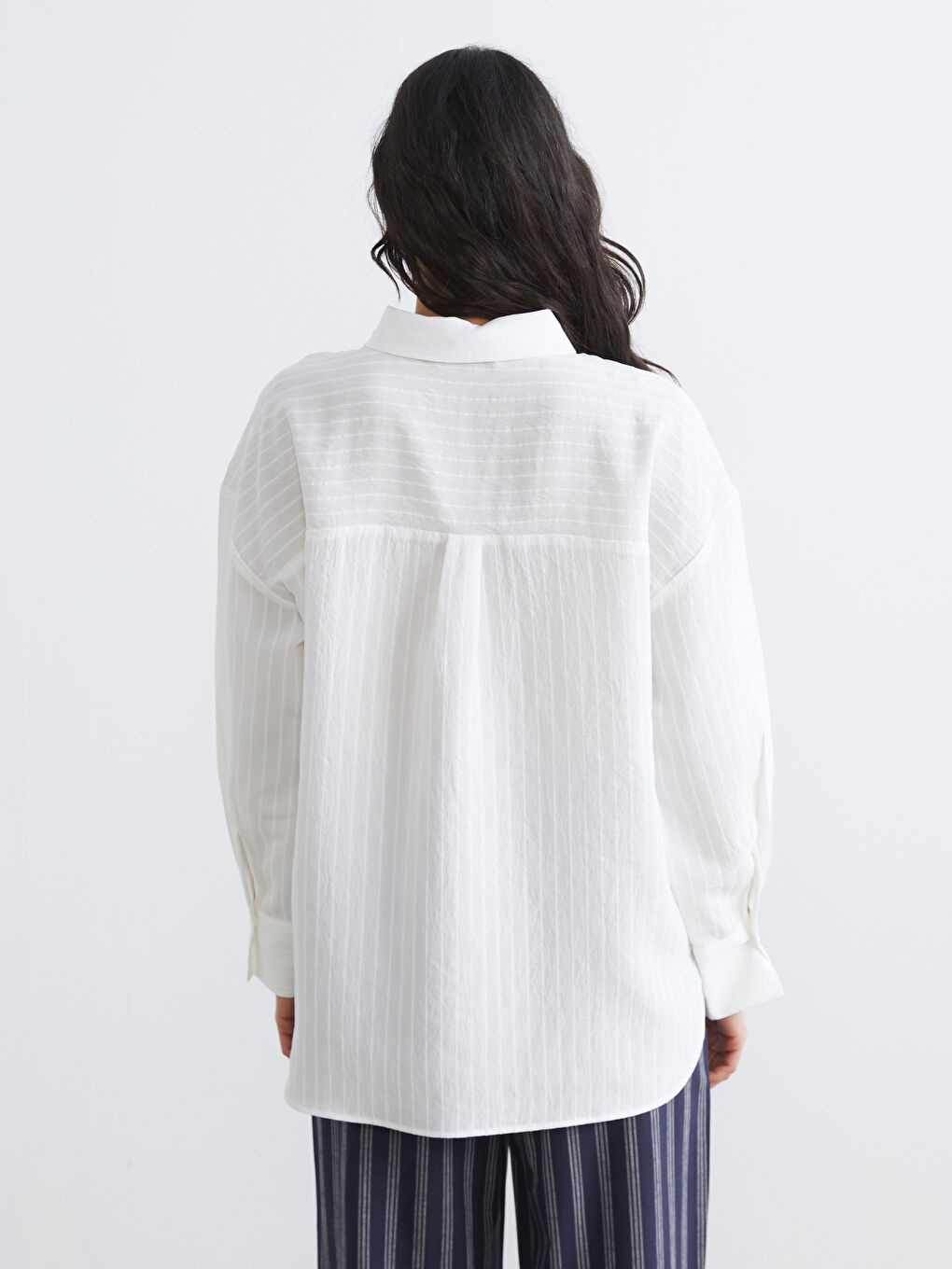 قميص مخطط للنساء-3