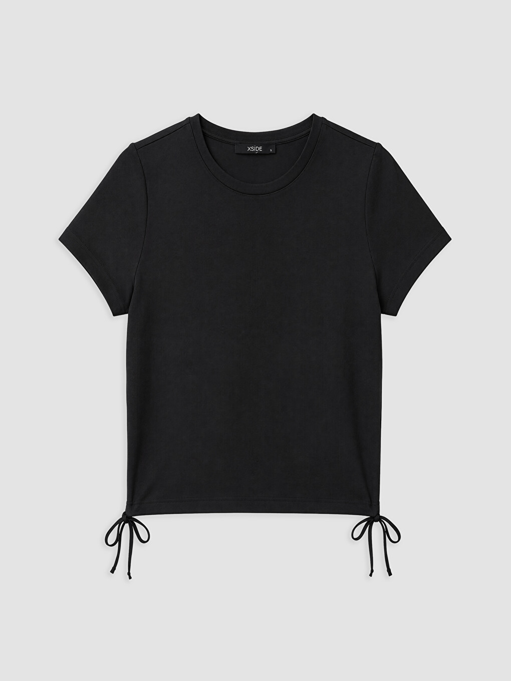 Woman Black T-shirt