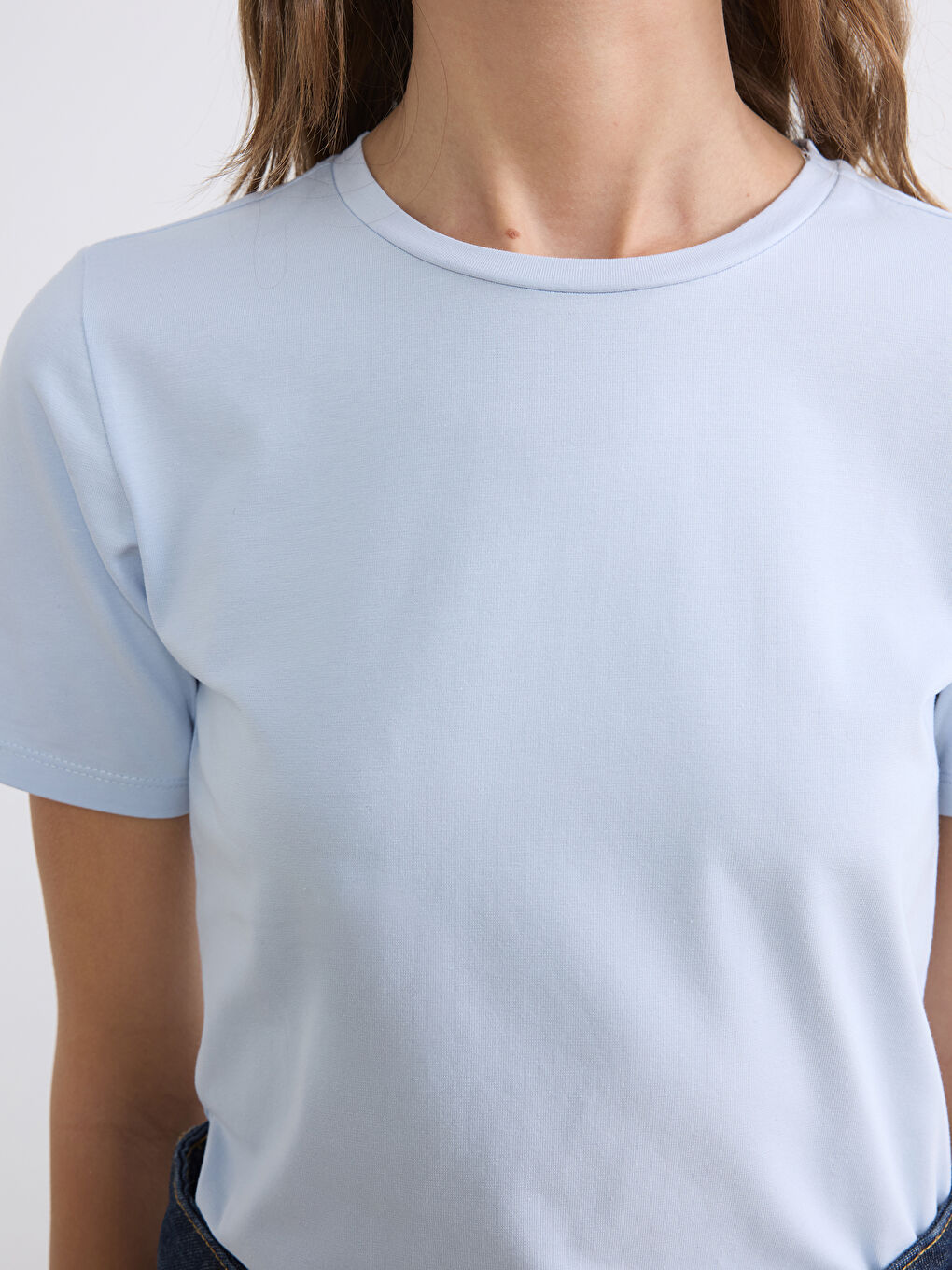 Bisiklet Yaka Kadın Tişört-2