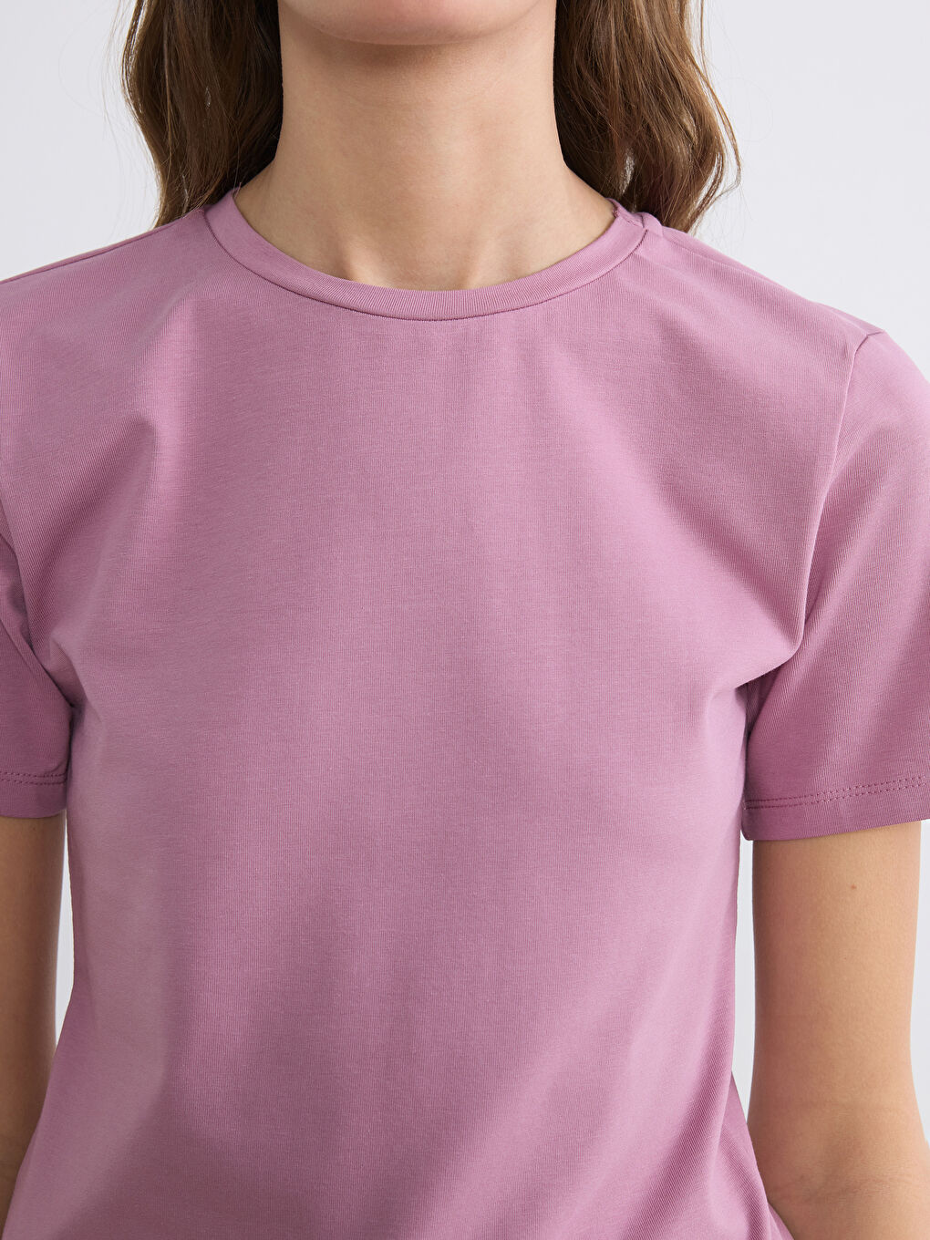 Женская футболка с круглым вырезом-2