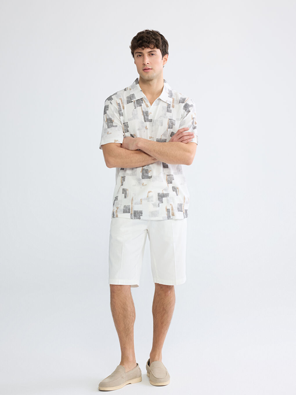 Beyaz Polo Yaka Desenli Penye Erkek Tişört-1