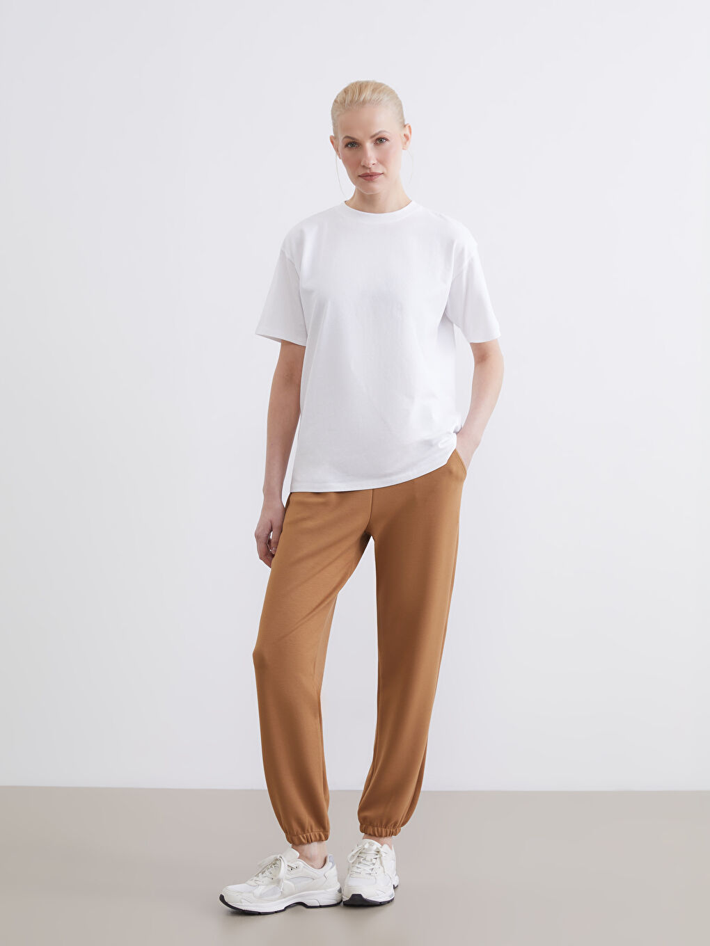 Женские спортивные джоггеры с эластичным поясом