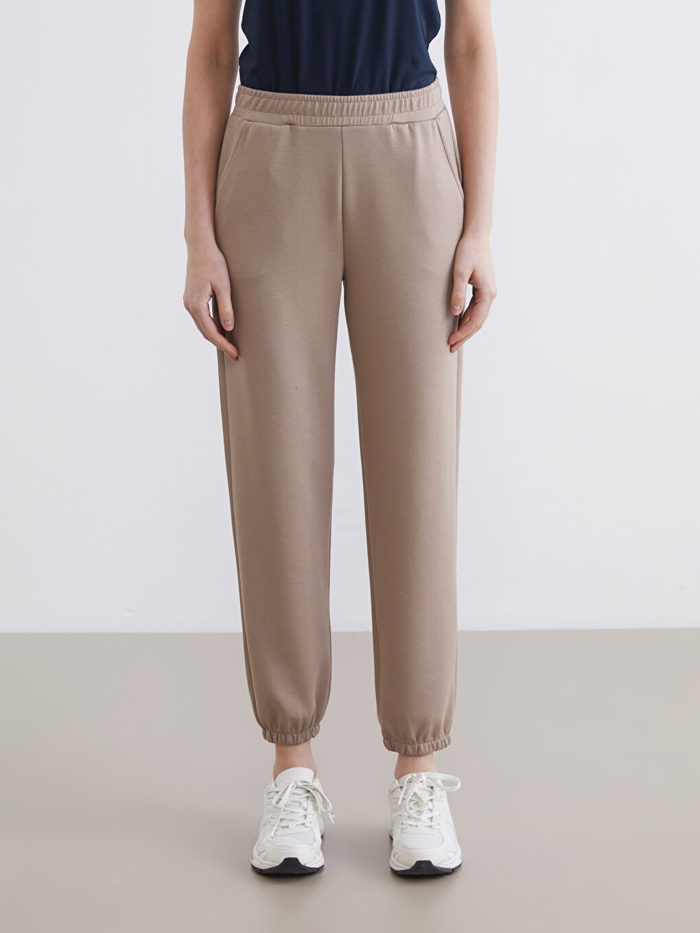 Kahverengi Beli Lastikli Kadın Jogger Eşofman Altı	-2