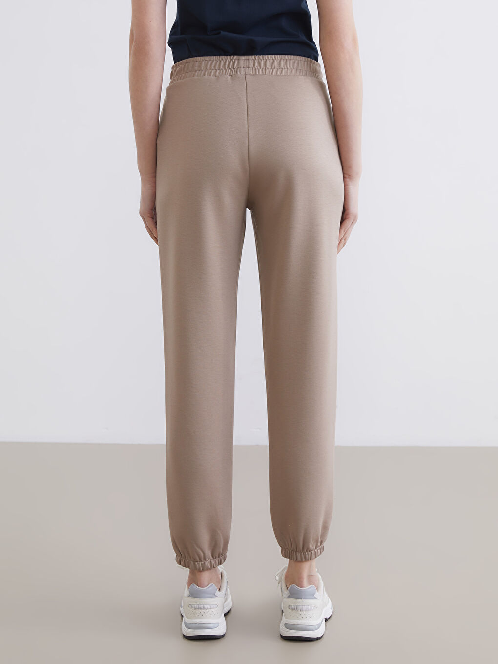 Kahverengi Beli Lastikli Kadın Jogger Eşofman Altı	-4