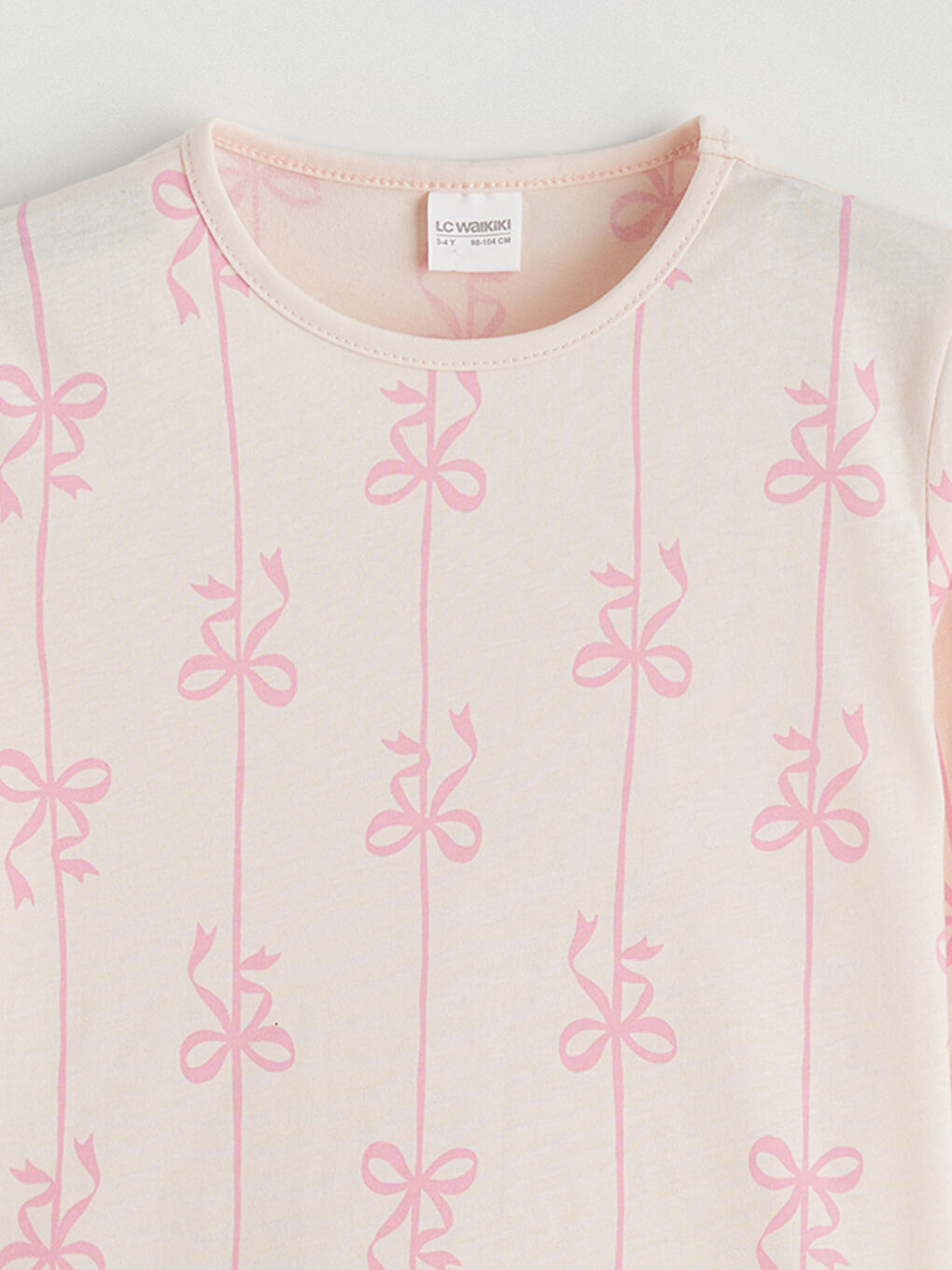 Pembe Fiyonk Desenli Kız Çocuk Pijama Takımı-2