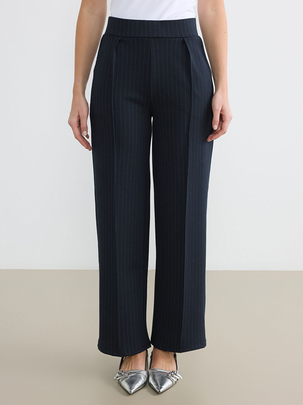 Lacivert Geniş Paça Çizgili Kadın Kumaş Pantolon-2