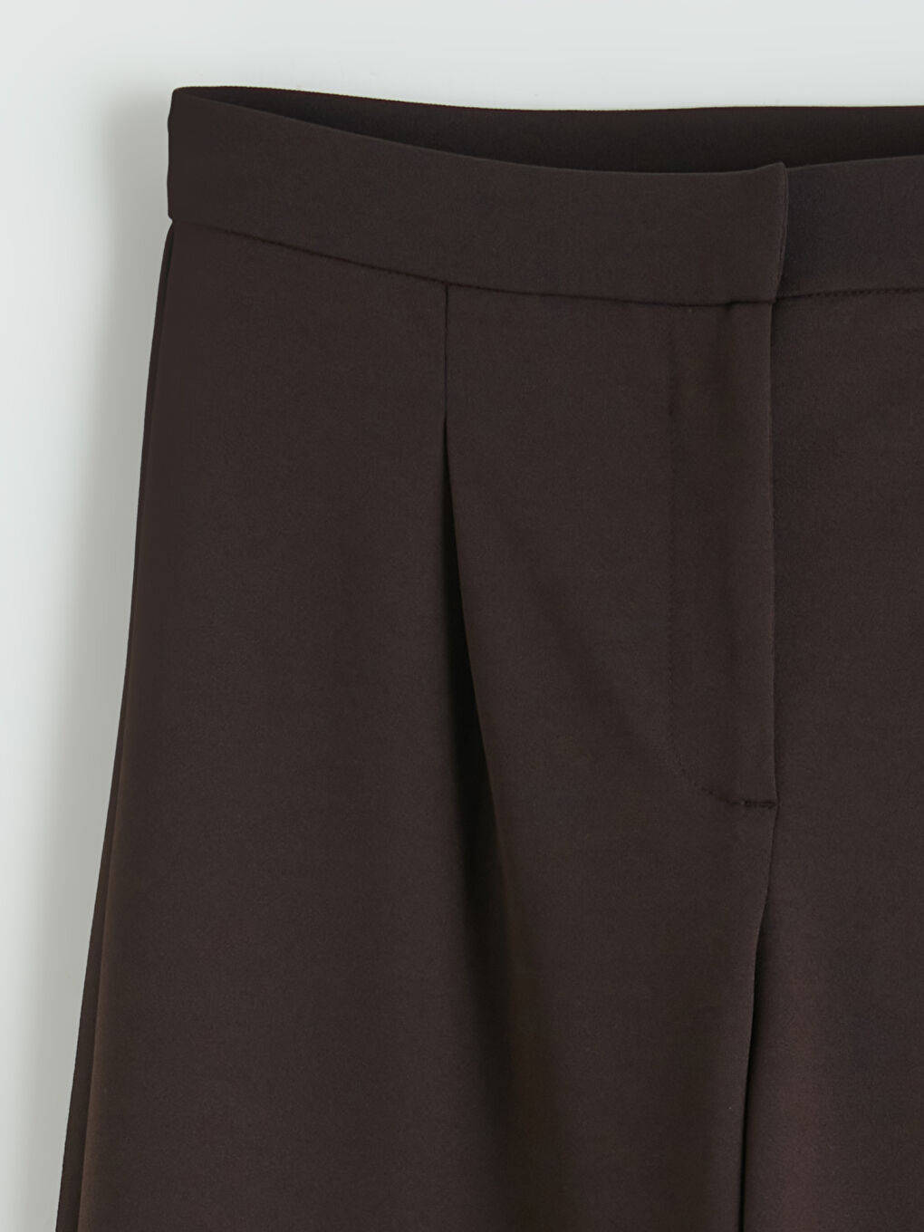 Kahverengi Yüksek Bel Geniş Paça Pileli Kadın Kumaş Pantolon-5