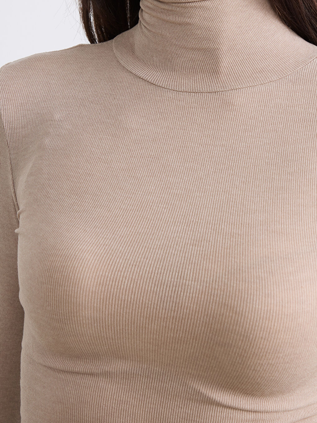 Bej Dik Yaka Kadın Body-2