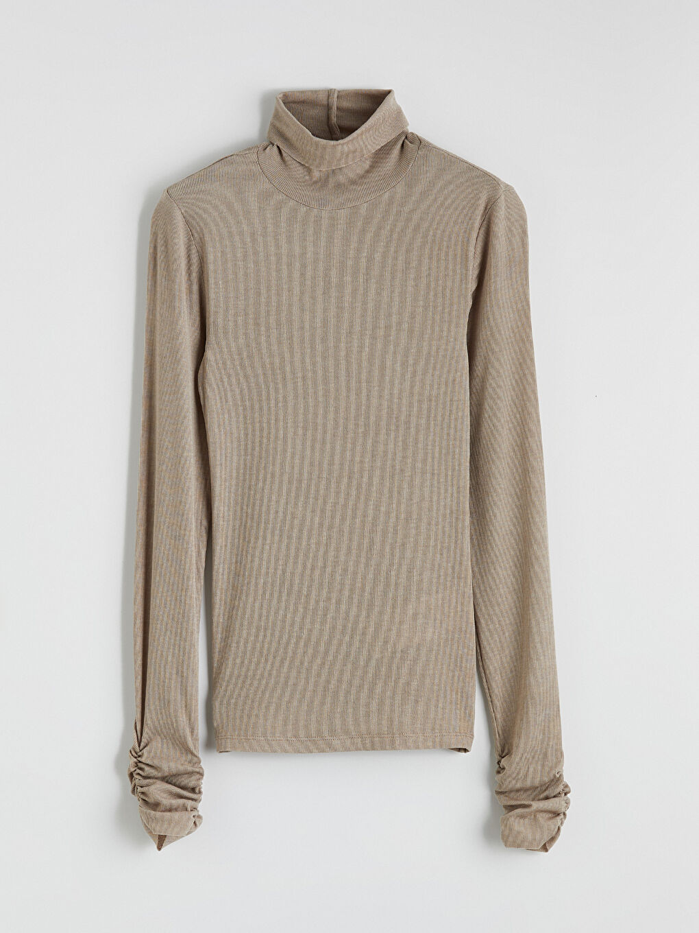 Bej Dik Yaka Kadın Body