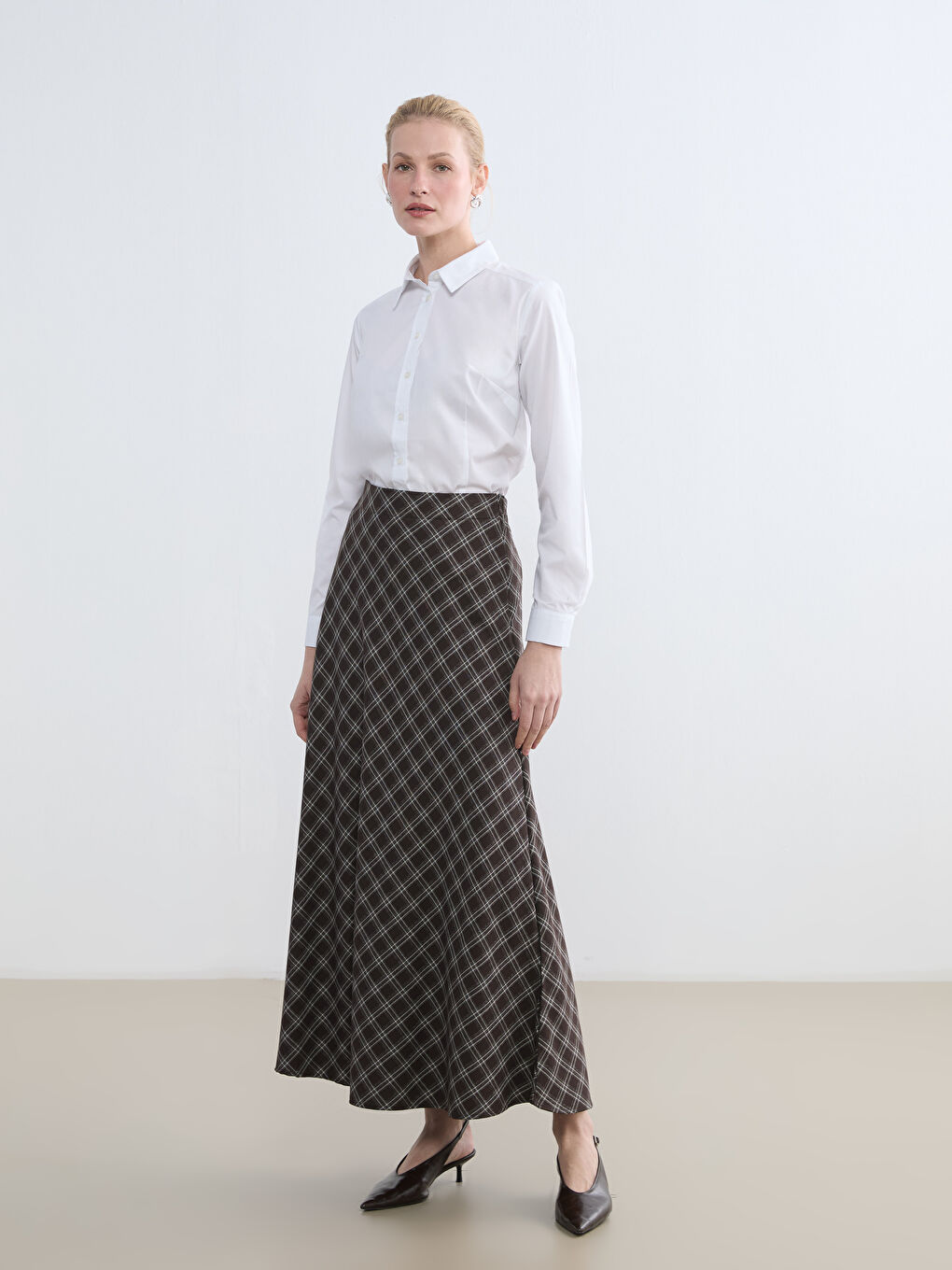Woman BROWN Skirt