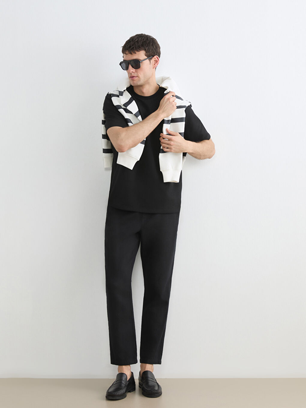 بنطلون أسود رجل