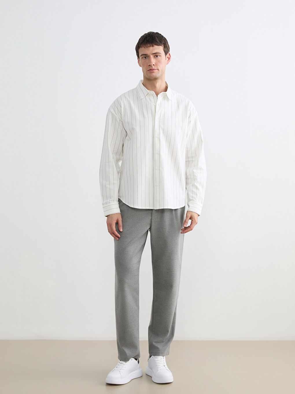 بنطلون انثراسايت / رمادي داكن رجل