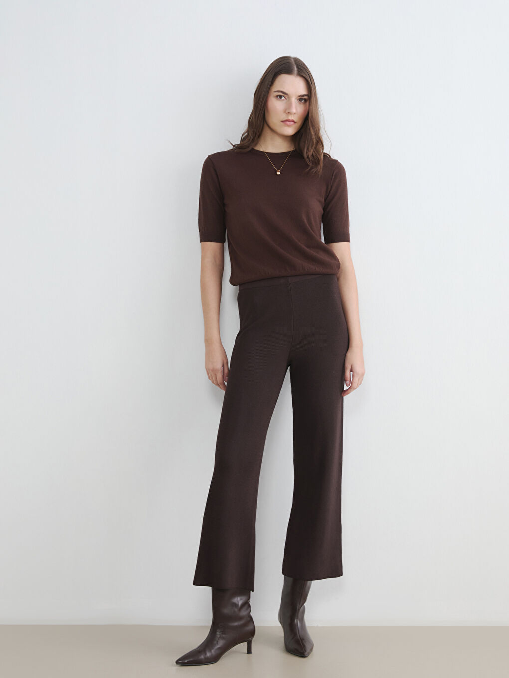 Kahverengi Beli Lastikli Geniş Paça Kadın Triko Pantolon