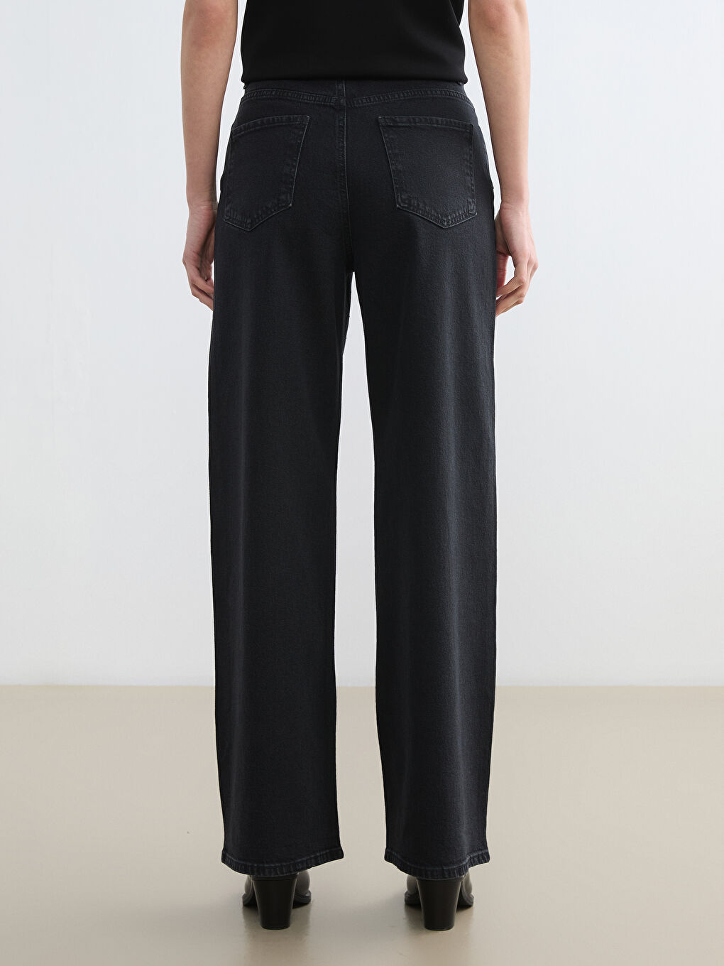 جينز رمادي امرأة-3