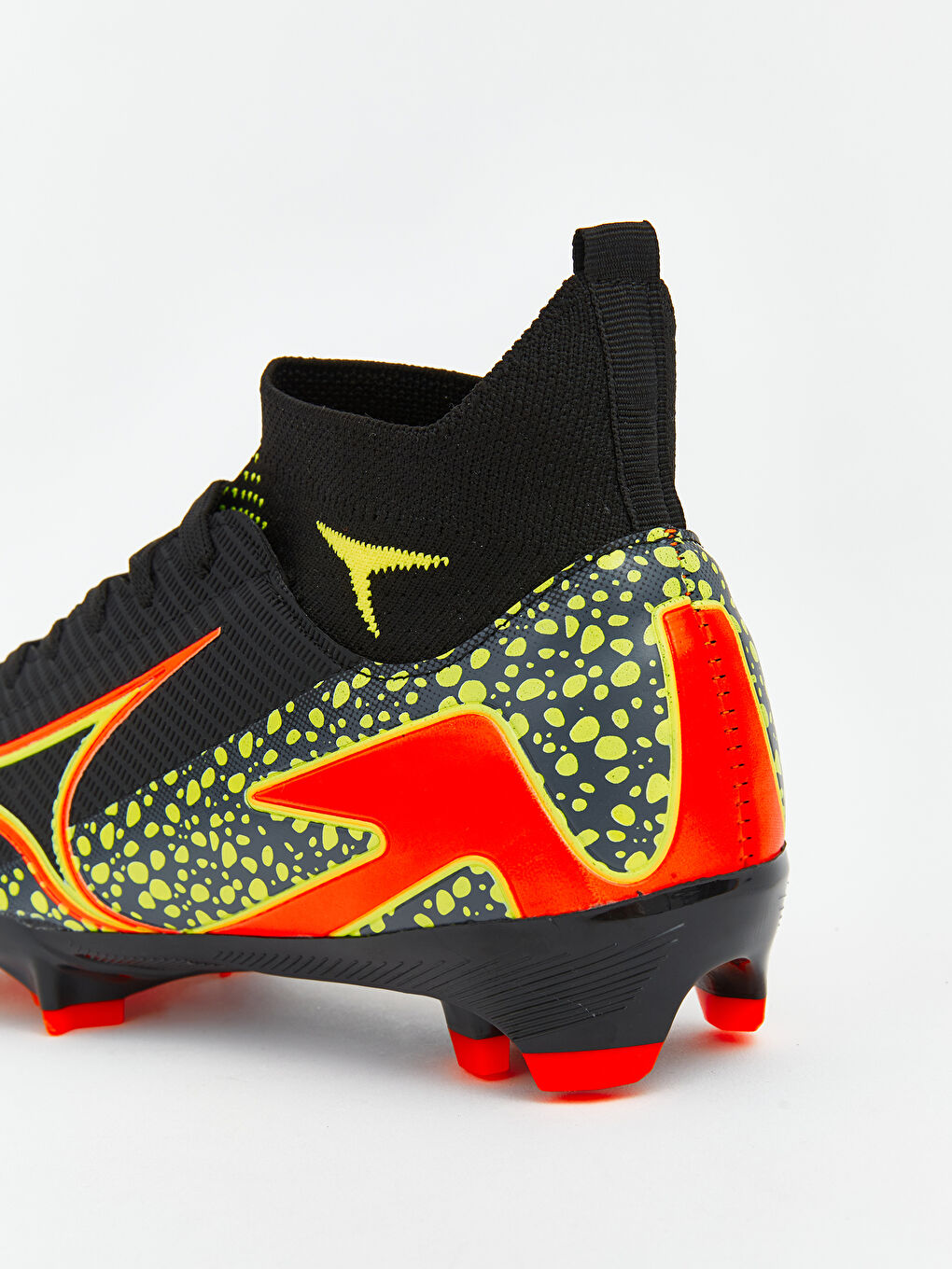 Siyah Baskılı Erkek Çocuk Krampon-4