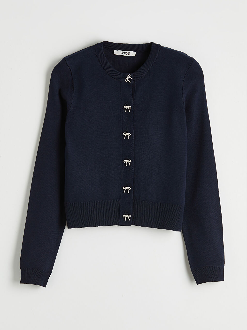 Lacivert Bisiklet Yaka Fiyonk Düğmeli Kadın Triko Hırka