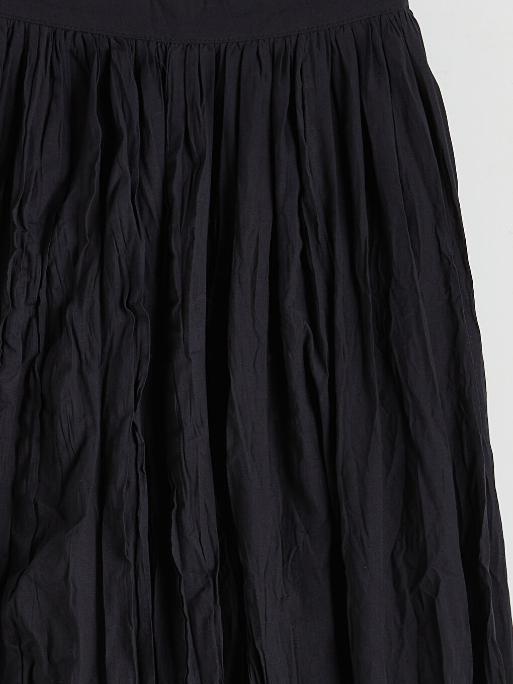 Siyah Beli Fermuarlı Büzgülü Etek-1