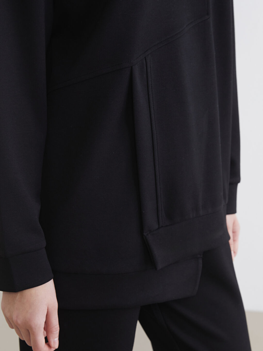 Soft Touch Oversized Women's Sweatshirt-2