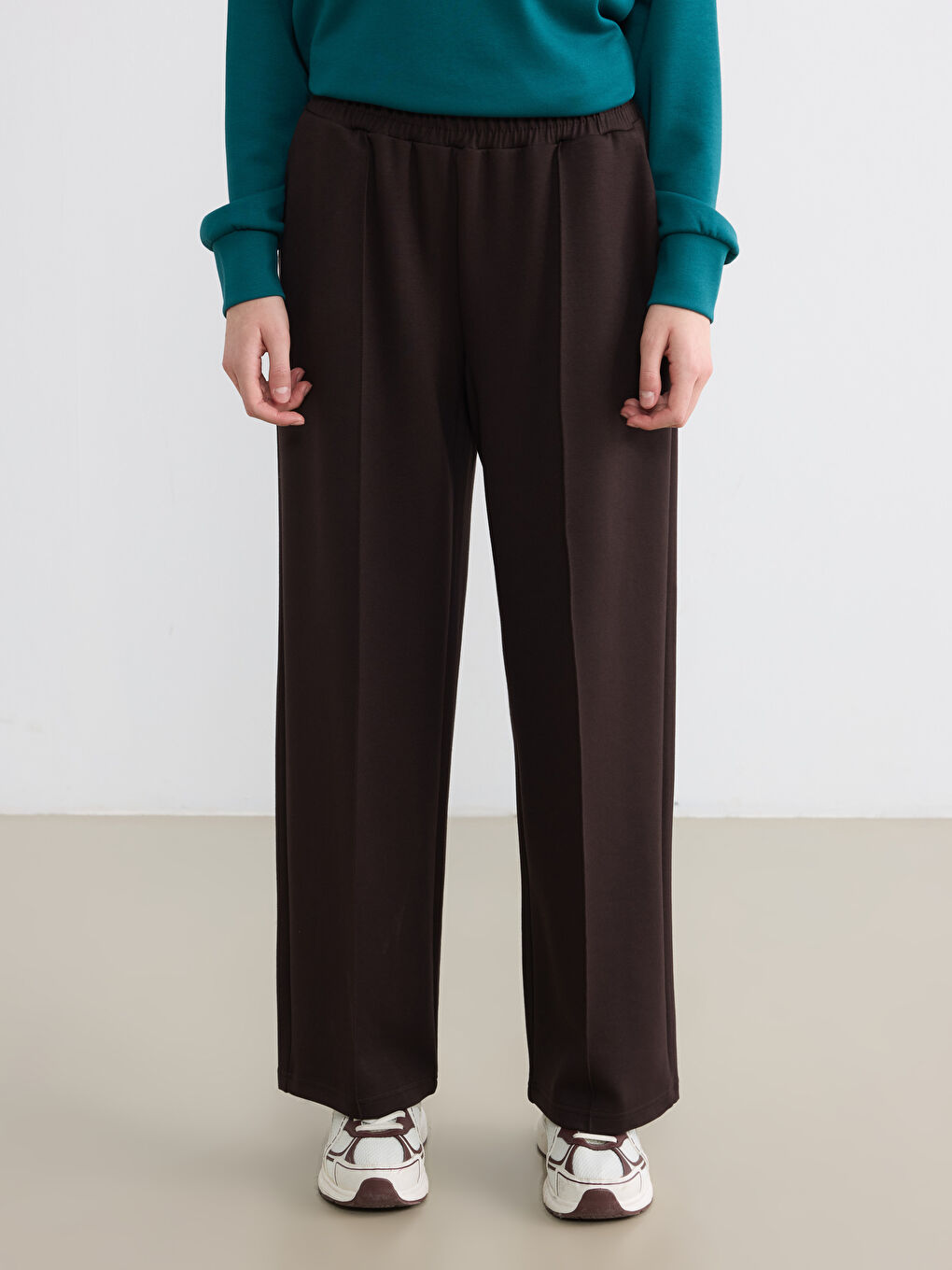 Kahverengi Beli Lastikli Soft Touch Kadın Eşofman Altı-1