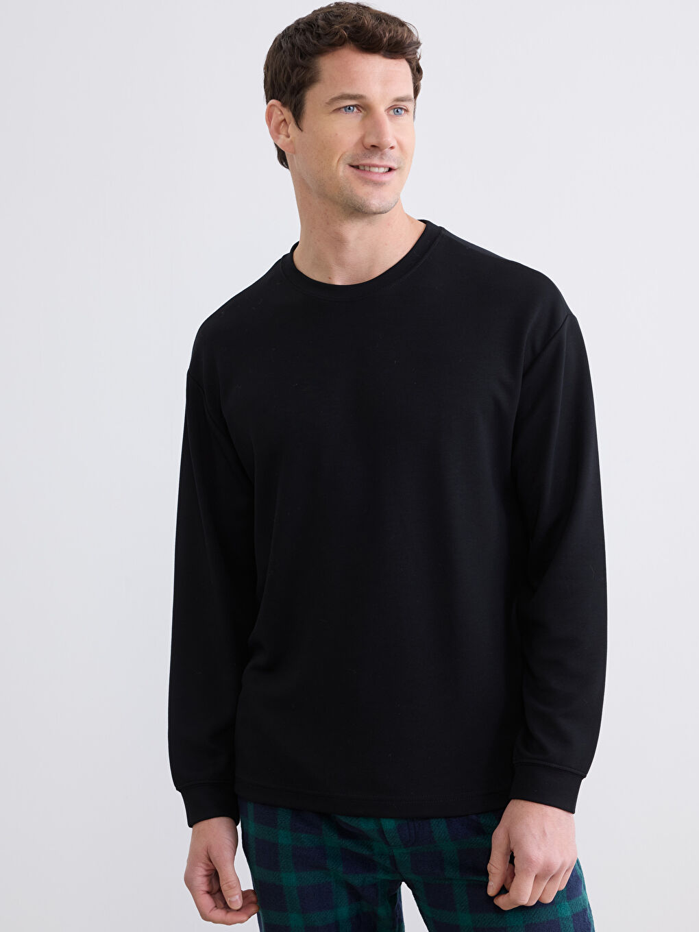 Siyah Bisiklet Yaka Uzun Kollu Erkek Pijama Üstü