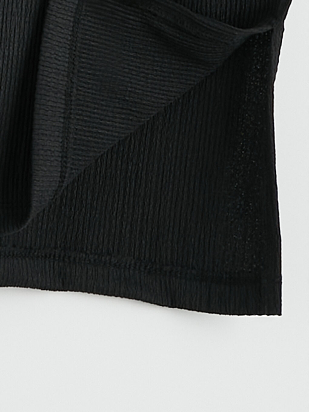 Siyah Bisiklet Yaka Fitilli Kadın Tişört-5