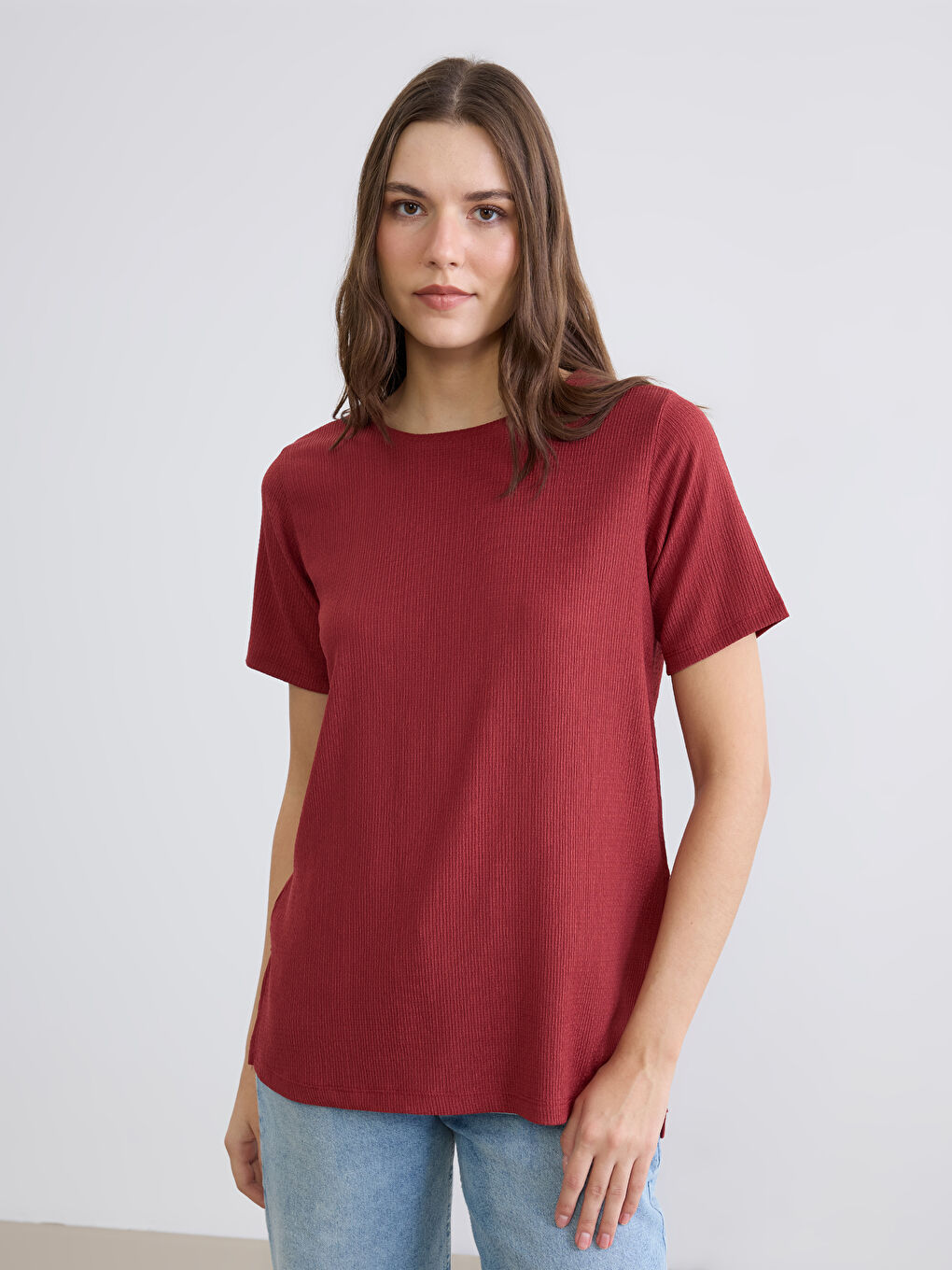 Kırmızı Bisiklet Yaka Fitilli Kadın Tişört