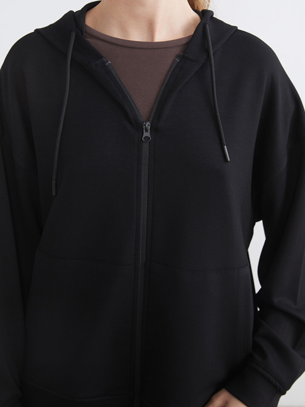 Siyah Kapüşonlu Soft Touch Kadın Fermuarlı Sweatshirt-2