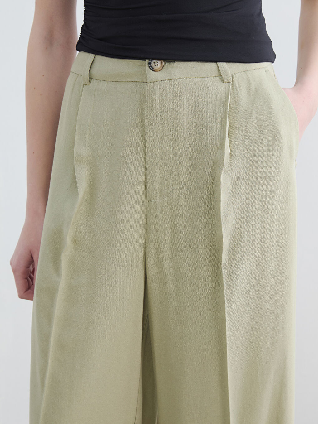 Haki Loose Fit Keten Karışımlı Kadın Pileli Pantolon-2