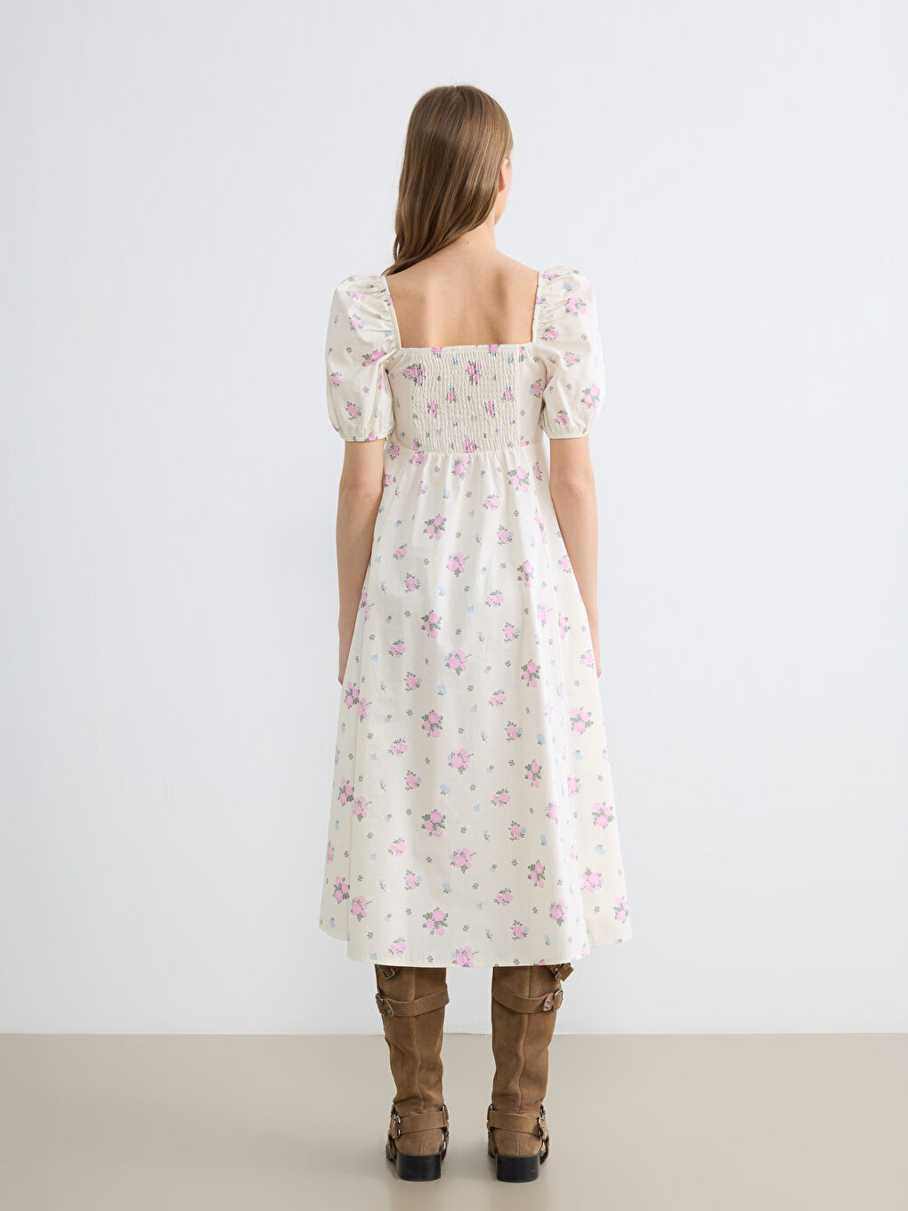 Pembe Çiçekli Balon Kollu Belden Oturtmalı Elbise-3