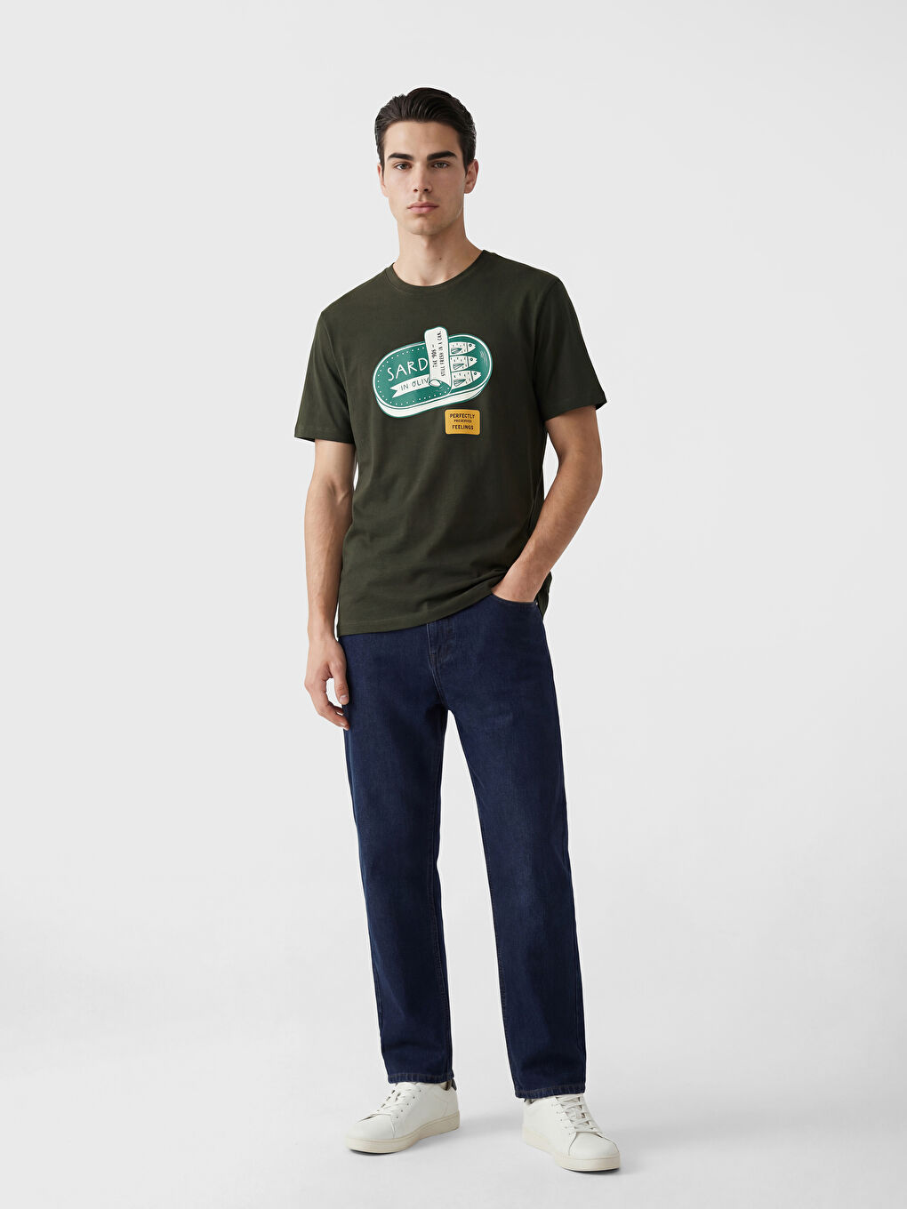 Haki Bisiklet Yaka Baskılı Erkek Tişört-1