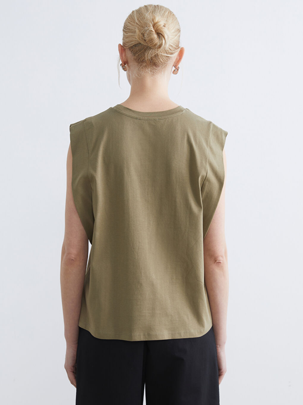 Yeşil Bisiklet Yaka Kolsuz Bluz-3