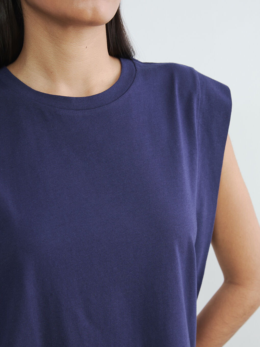 Lacivert Bisiklet Yaka Kolsuz Bluz-2